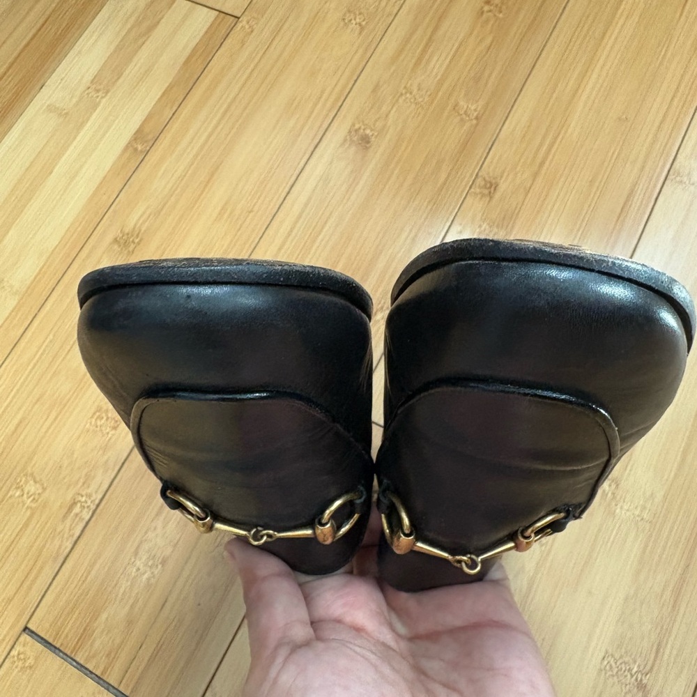 Gucci Black Leather Loafers with Gold Detail - Picture 2 of 5